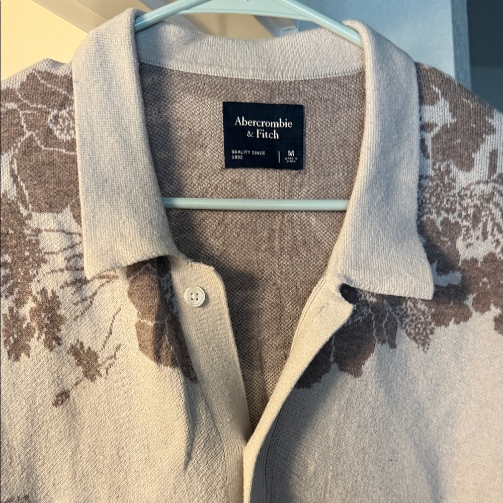 Abercrombie & Fitch Taupe and Brown Floral Knit Polo